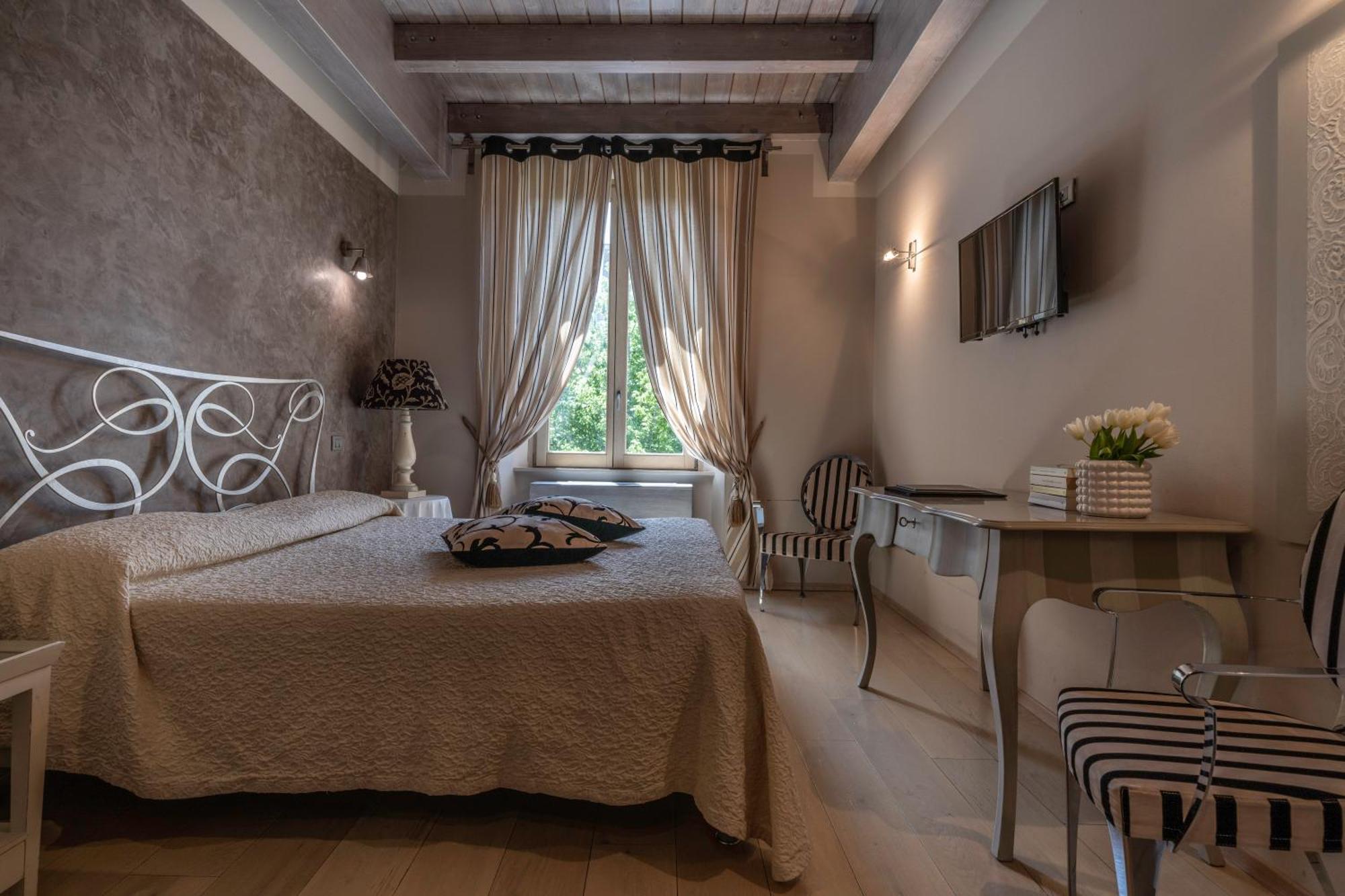 Hotel Residenza La Ceramica Фабріано Екстер'єр фото